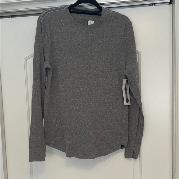 Threads 4 Thought Other - NWT! Men's Threads 4 Thought Grey Long Sleeve Tee